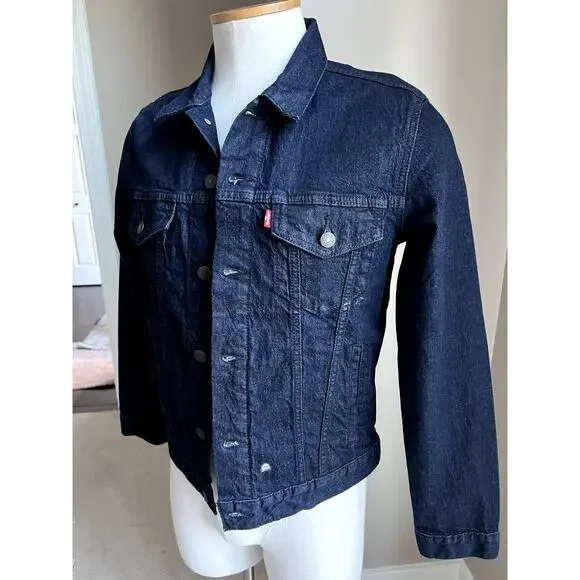 NWT men's Levi's dark denim trucker jean jacket size S - Picture 3 of 5